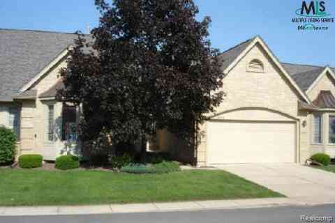 Condo For Sale - 54516 Cambridge  <br/> Shelby Twp, MI 48315