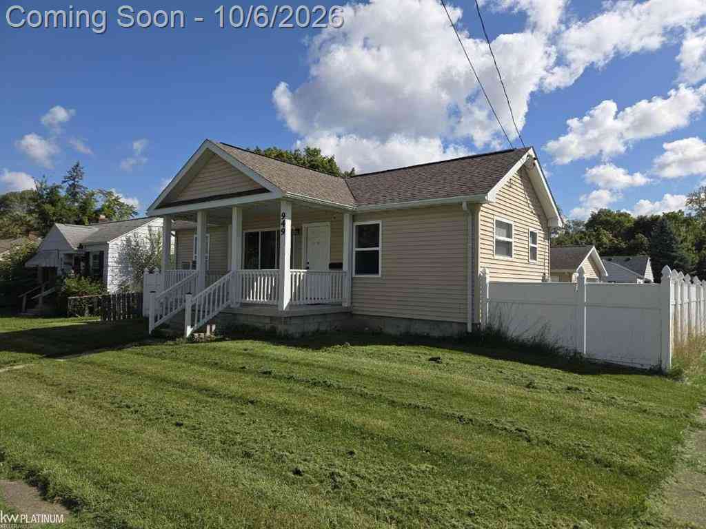 Homes For Sale - 949 Hubbard Avenue <br/> Flint, MI 48503