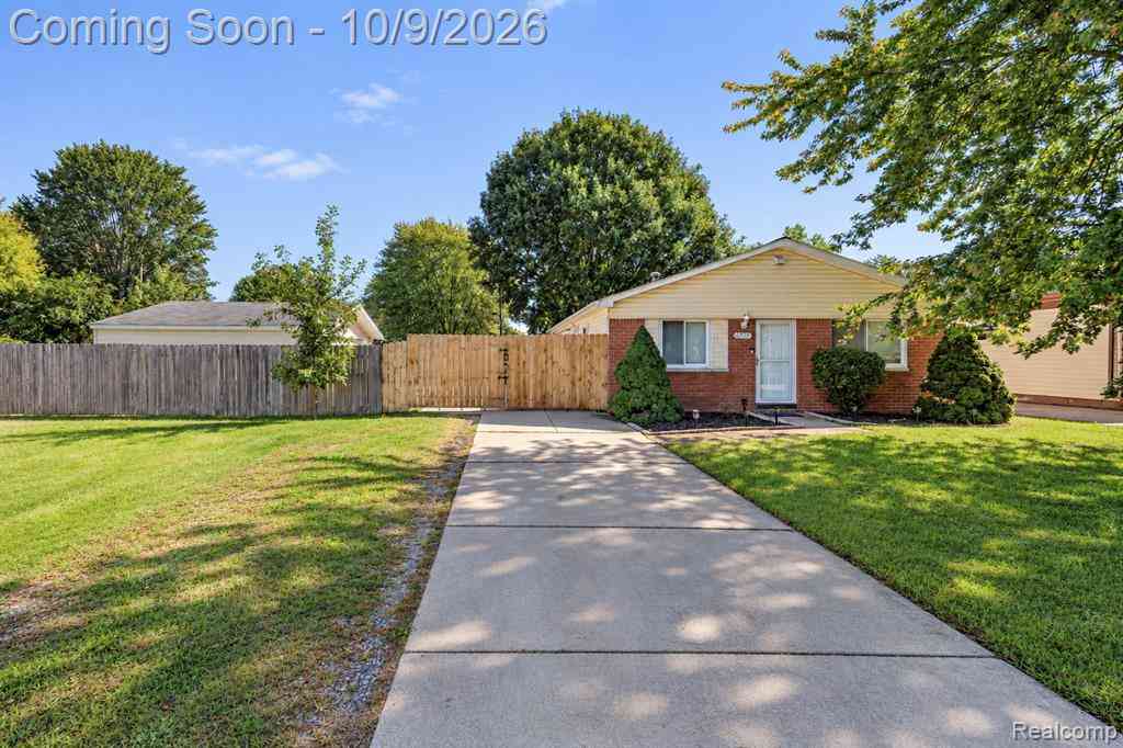 Homes For Sale - 12779 Jackson Street <br/> Taylor, MI 48180