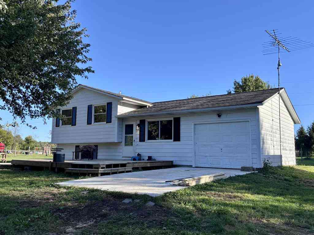 Homes For Sale - 24589 Flach Road <br/> Mendon, MI 49072