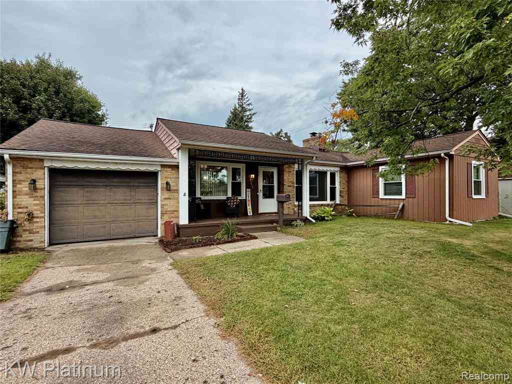 Homes For Sale - 1215 16th Street <br/> Saint Clair County, Port Huron, MI 48060