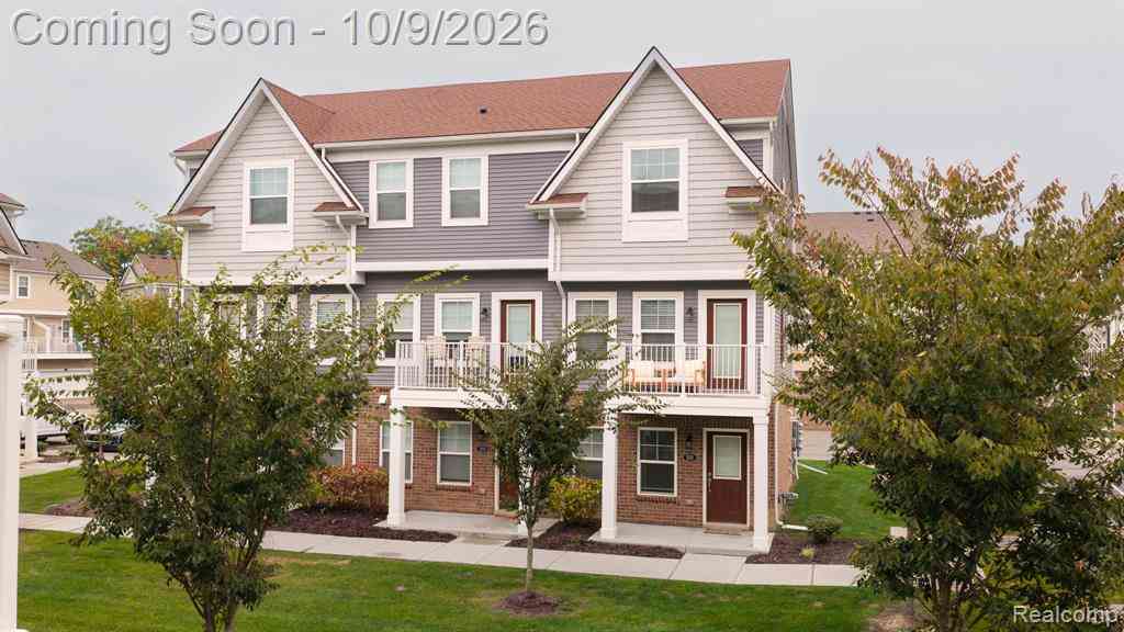 Condo For Sale - 208 Katie Lane <br/> Livingston County, Brighton, MI 48116