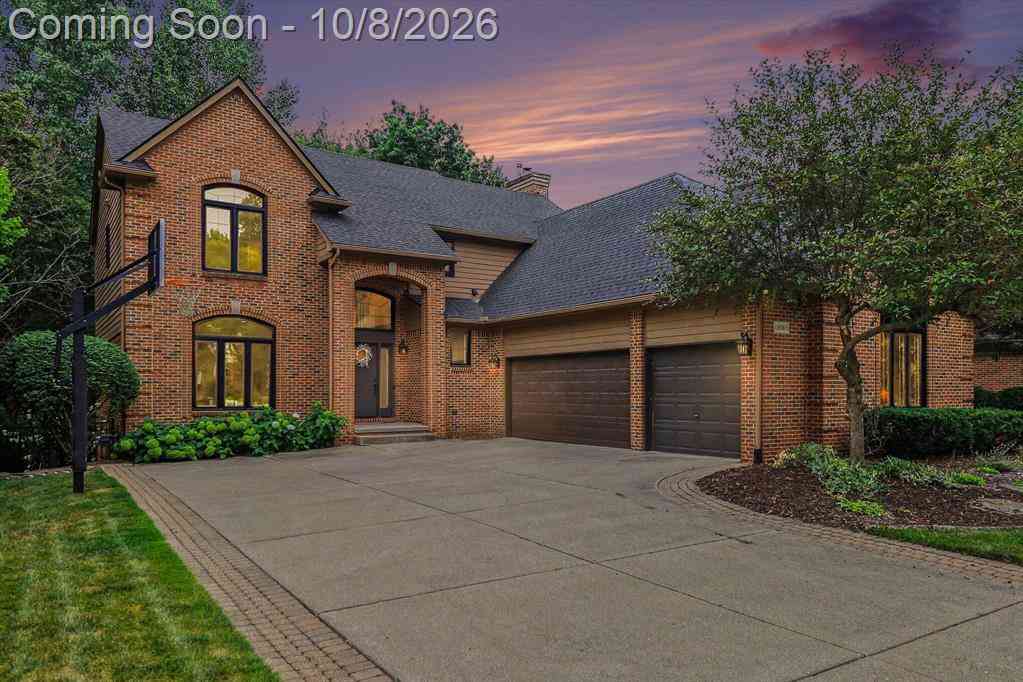 Homes For Sale - 18080 Cascade Drive <br/> Northville, MI 48168