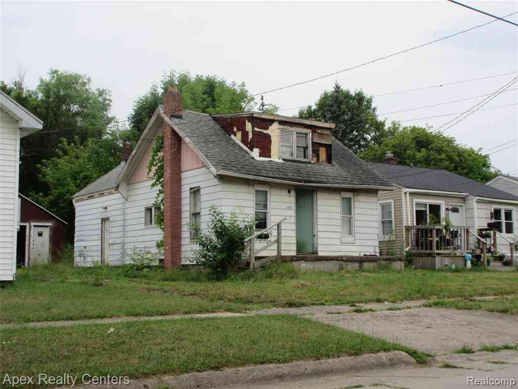 Homes For Sale - 3609 Whitney Avenue <br/> Flint, MI 48532
