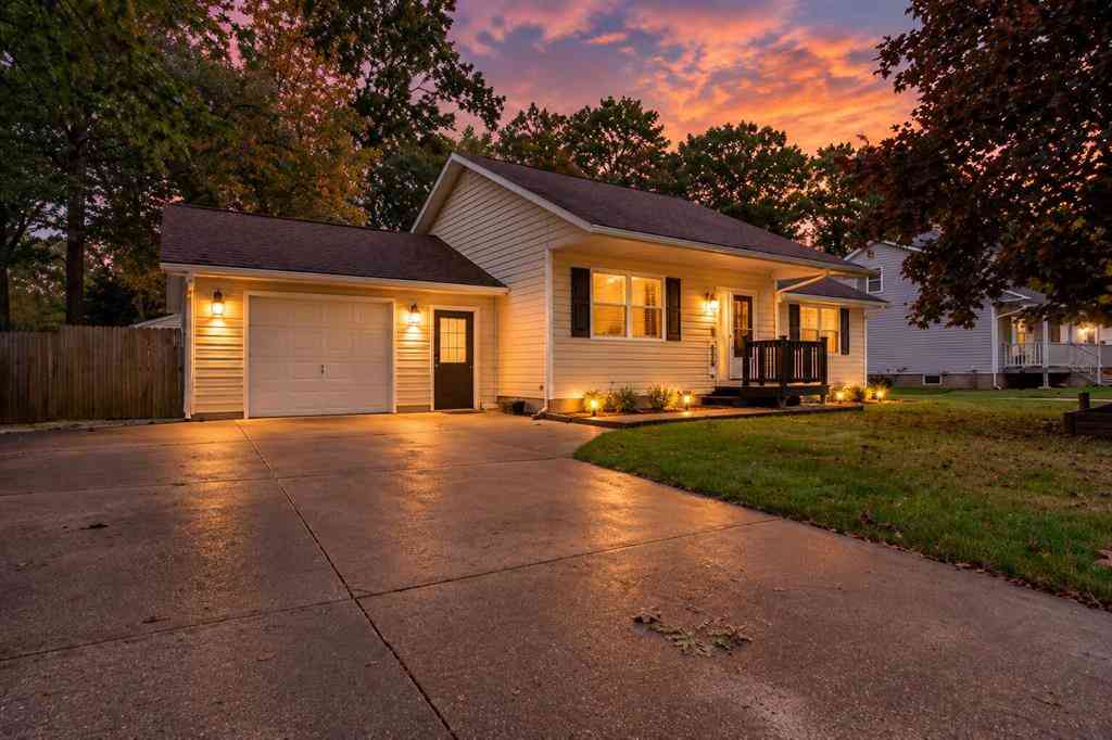 Homes For Sale - 3171 Kooi Street <br/> Muskegon, MI 49444