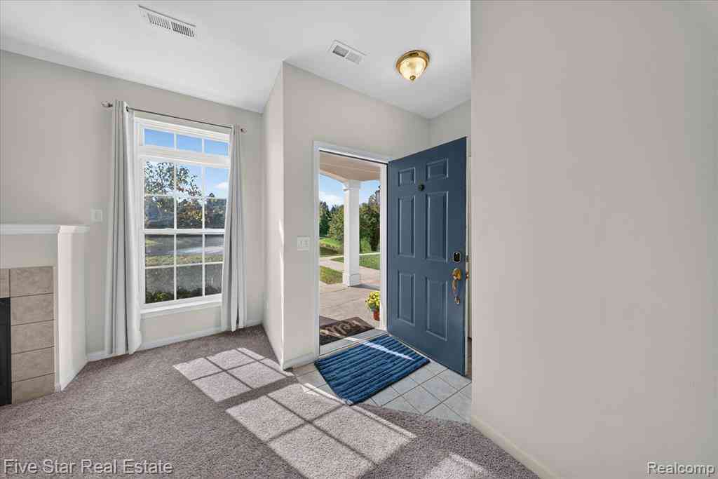 Condo For Sale - 12109 Addington Drive  #119<br/> Commerce Twp, MI 48390