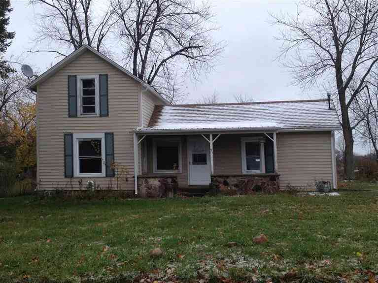 Homes For Sale - 53 Greenwood Avenue <br/> Hillsdale, MI 49242