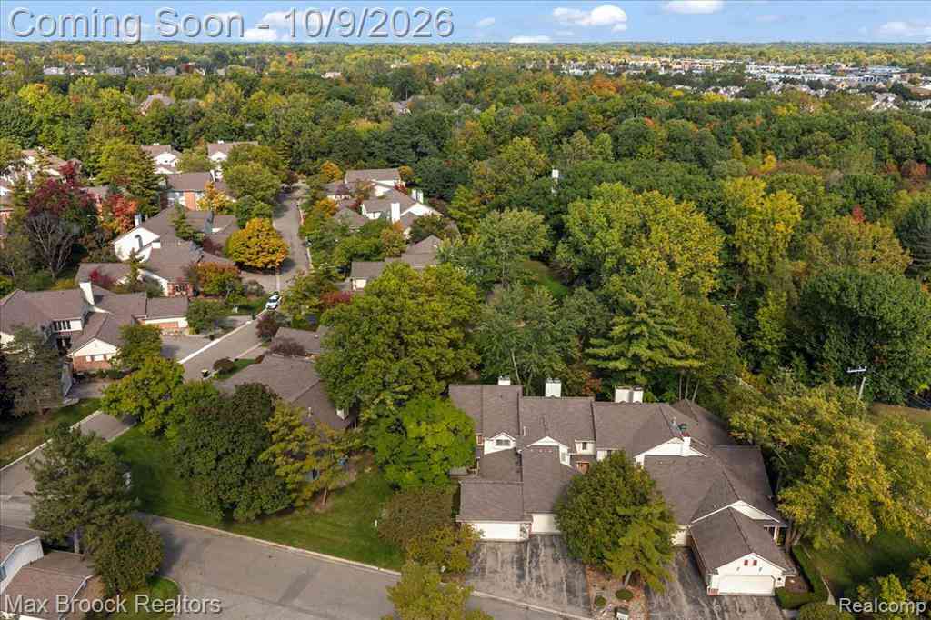 Condo For Sale - 7133 Bridge Way <br/> West Bloomfield, MI 48322