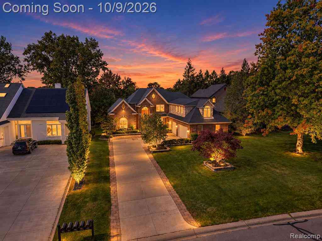 Condo For Sale - 1347 Forest Bay Drive <br/> Waterford, MI 48328