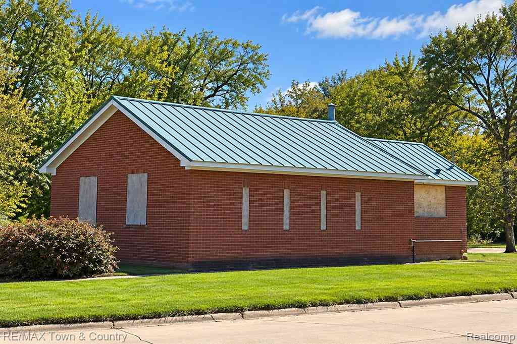 Homes For Sale - 5078 M L King Avenue <br/> Flint, MI 48505