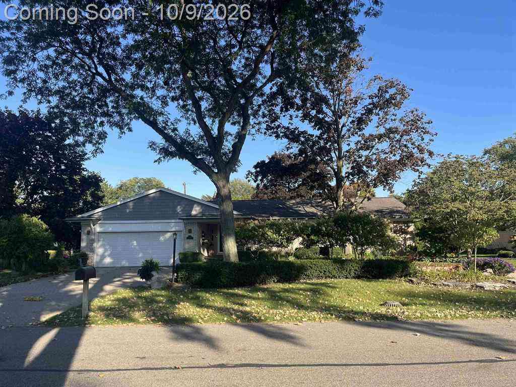 Homes For Sale - 38550 Santa Barbara Street <br/> Clinton Township, MI 48036