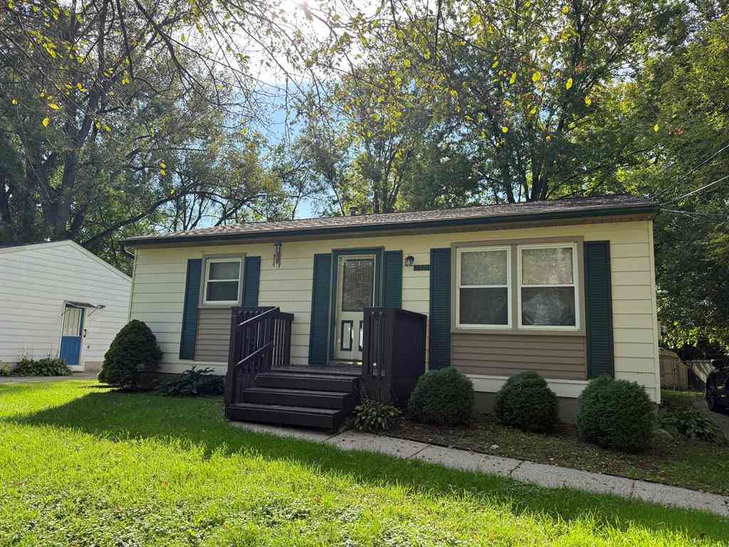Homes For Sale - 2321 Webster Street <br/> Ingham County, Lansing, MI 48911