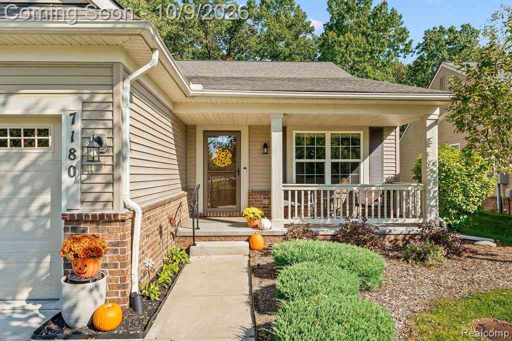 Condo For Sale - 7180 Scenic Way <br/> Oxford, MI 48371
