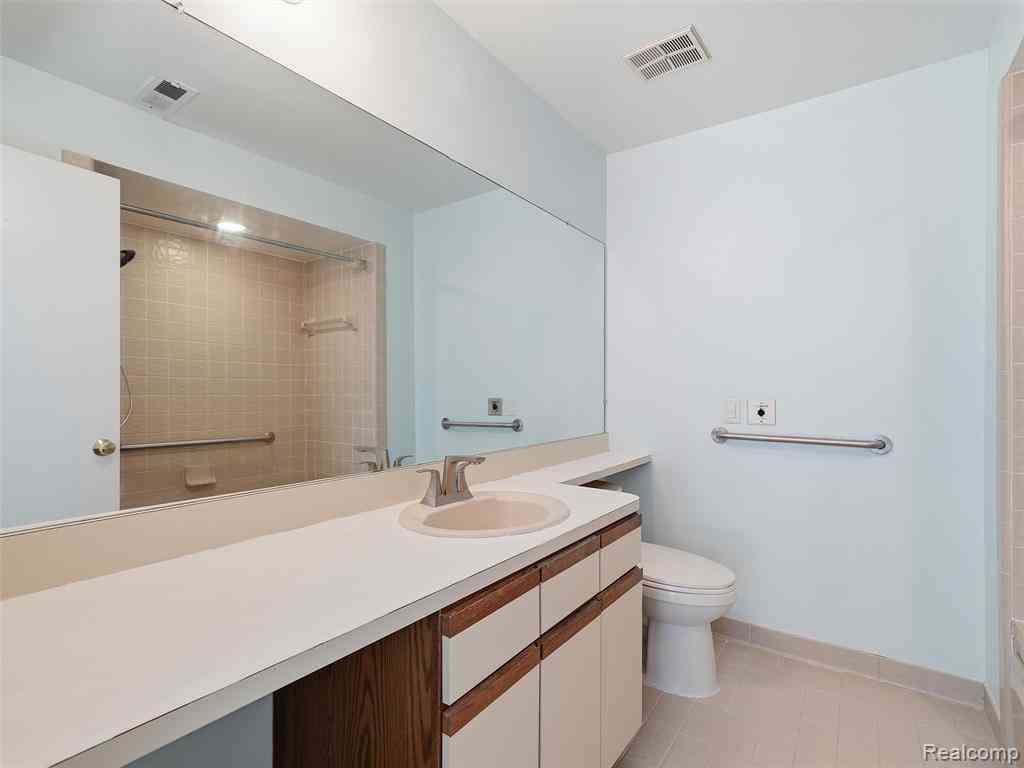 Condo For Sale - 6605 Firestone Court <br/> West Bloomfield, MI 48322