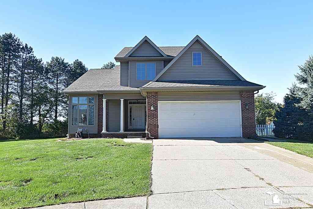 Homes For Sale - 108 Raisin Circle <br/> Monroe County, Dundee, MI 48131