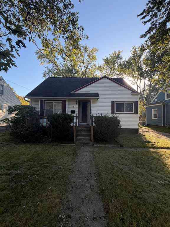 Homes For Sale - 634 Grand Street <br/> Adrian, MI 49221