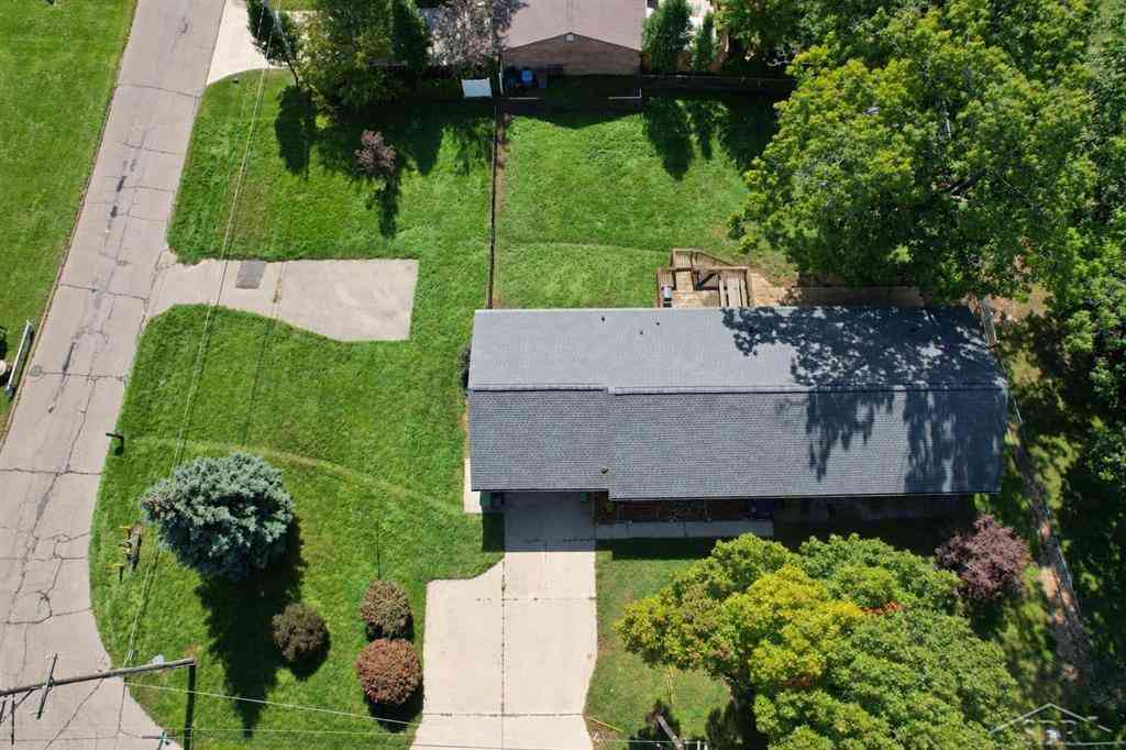 Homes For Sale - 353 Wa Wee Nork Drive <br/> Battle Creek, MI 49037