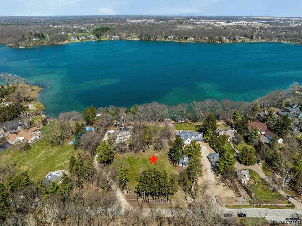 Vacant Land For Sale - 940 Lake Angelus Shores <br/> Lake Angelus, MI 48326
