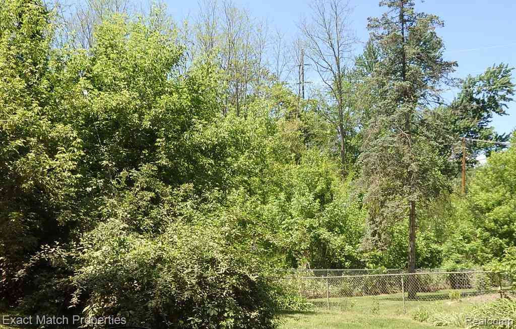 Vacant Land For Sale - LOT 26 N. Lake Angelus Rd.  <br/> Auburn Hills, MI 48326