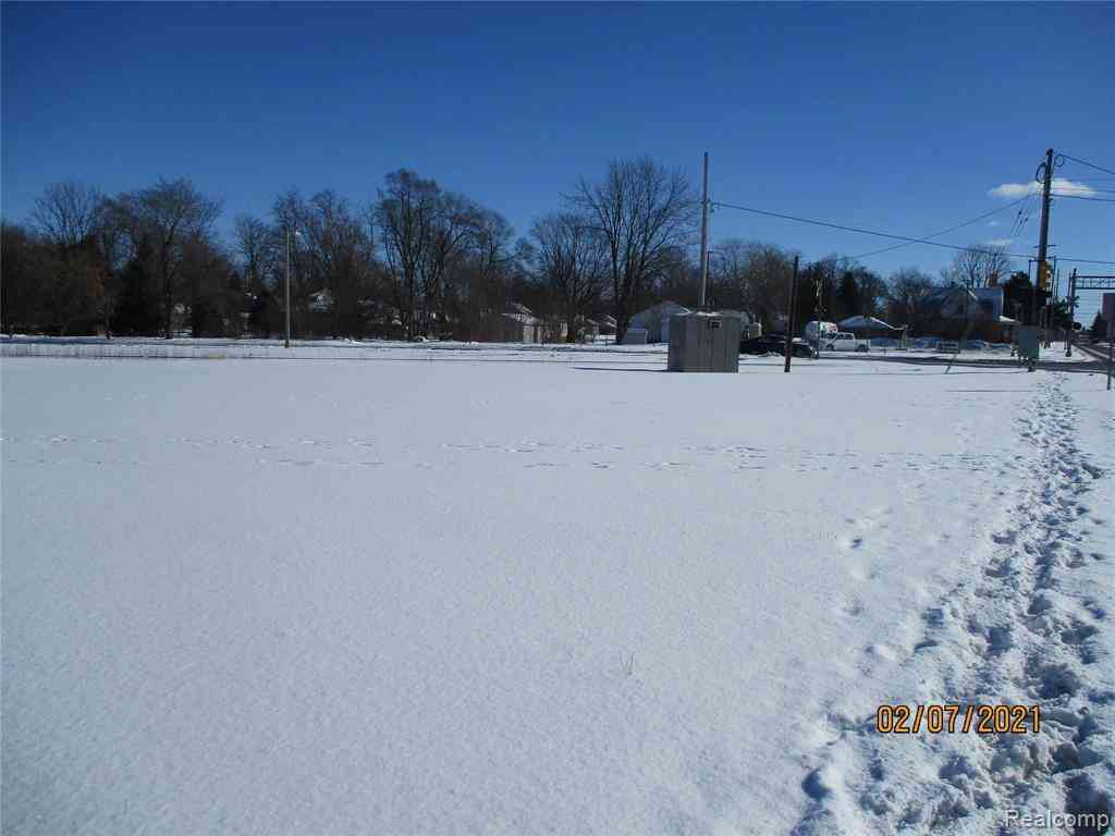 Vacant Land For Sale - 915 Corunna Avenue <br/> Owosso, MI 48867