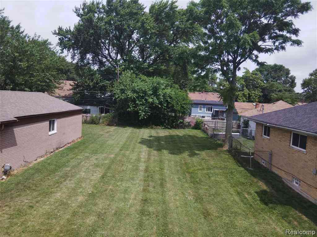 Vacant Land For Sale - 8275 Cadillac Avenue <br/> Warren, MI 48089