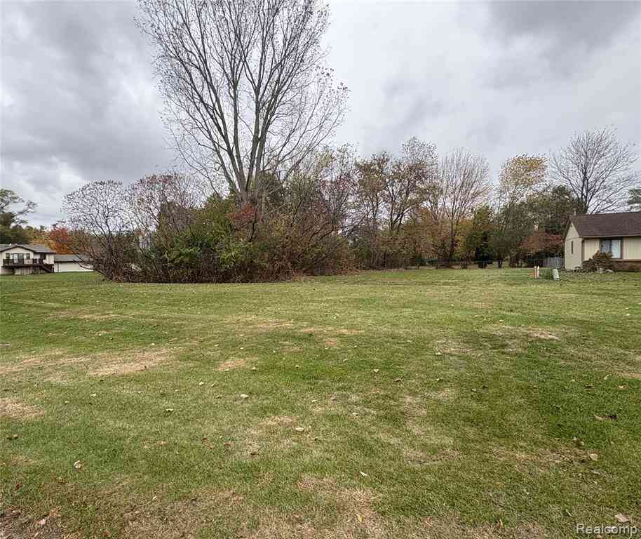 Vacant Land For Sale - 570 Maplewood Lane <br/> Wixom, MI 48393