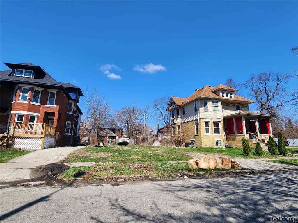 Vacant Land For Sale - 130 Hazelwood Street <br/> Detroit, MI 48202