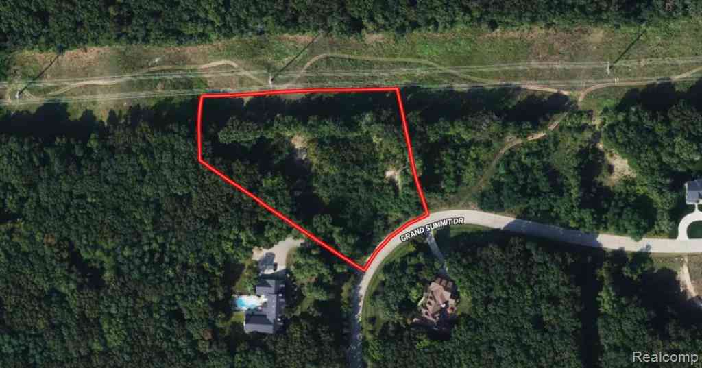 Vacant Land For Sale - 9373 Grand Summit Drive <br/> Fenton, MI 48430