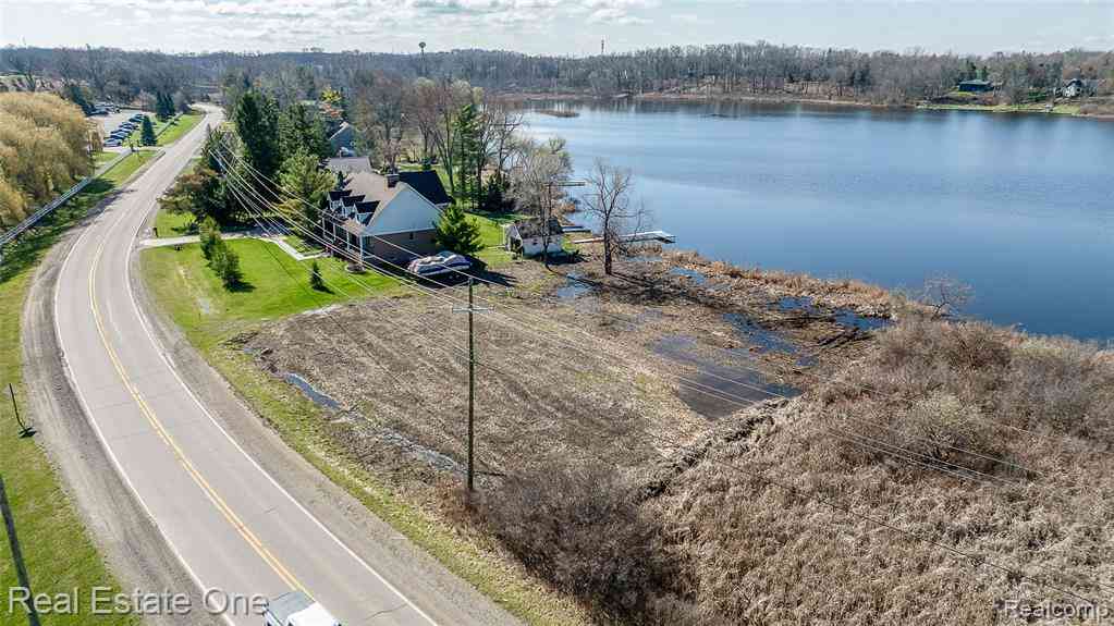Vacant Land For Sale - V/L Golf Club  <br/> Howell, MI 48843