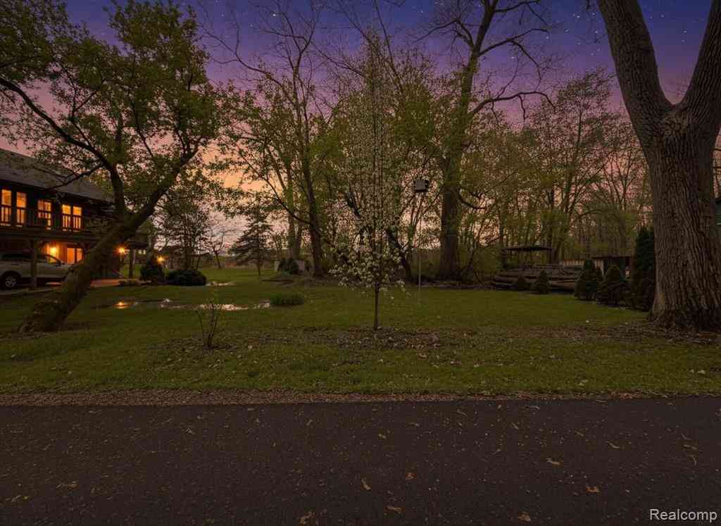 Vacant Land For Sale - Nhn Estral Crt  <br/> Newport, MI 48166