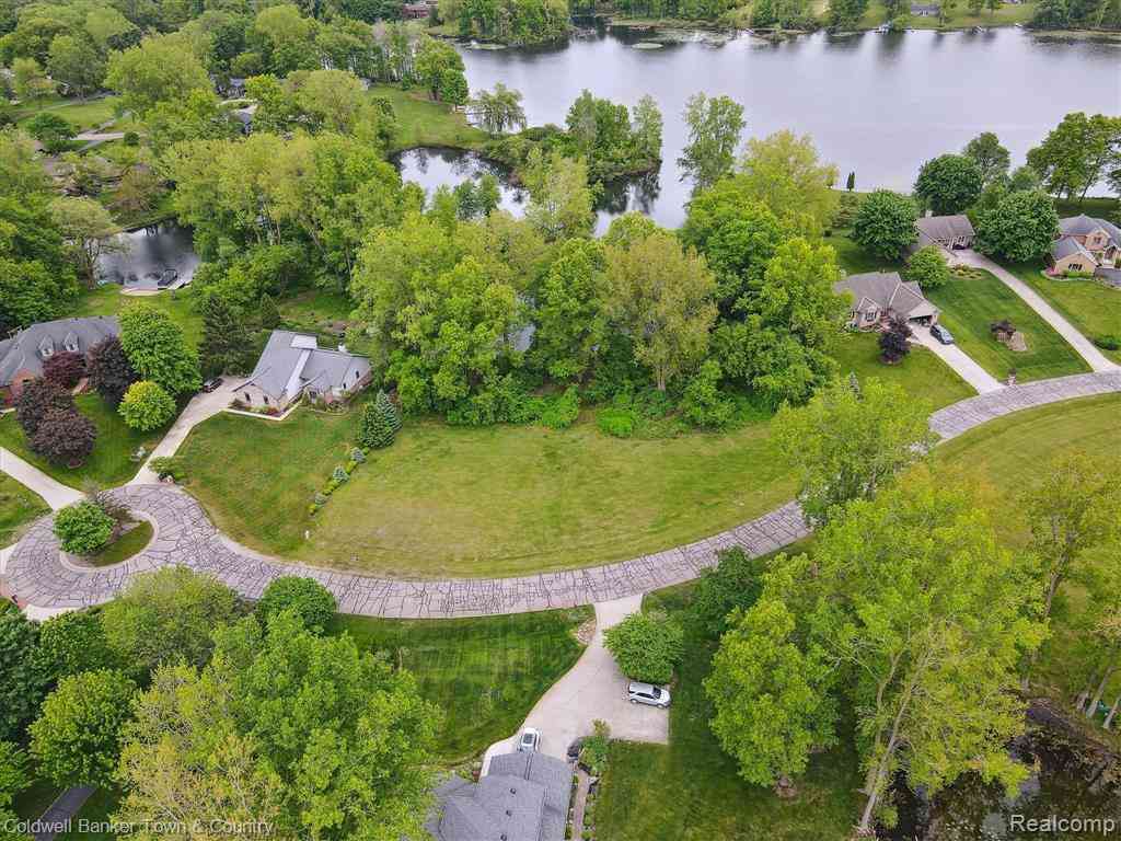 Vacant Land For Sale - Mallards Landing  <br/> Highland, MI 48357