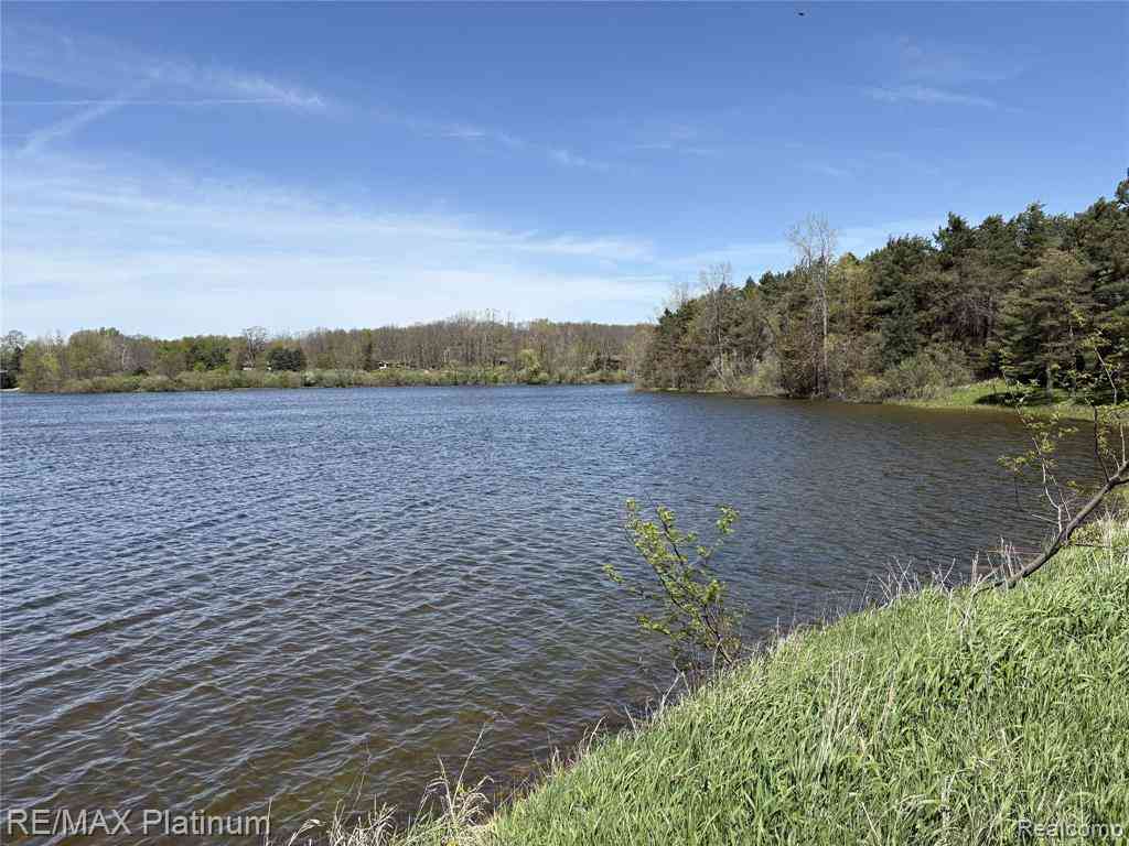 Vacant Land For Sale - PARCEL 3 Pineway Trail  <br/> Howell, MI 48855