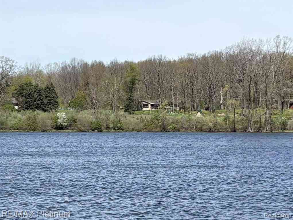 Vacant Land For Sale - TRANSFER PARCEL B Oak Leaf Lane  <br/> Howell, MI 48855