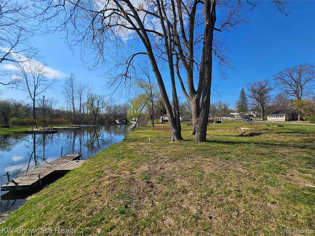 Vacant Land For Sale - 4120 Navarra Court <br/> White Lake, MI 48383