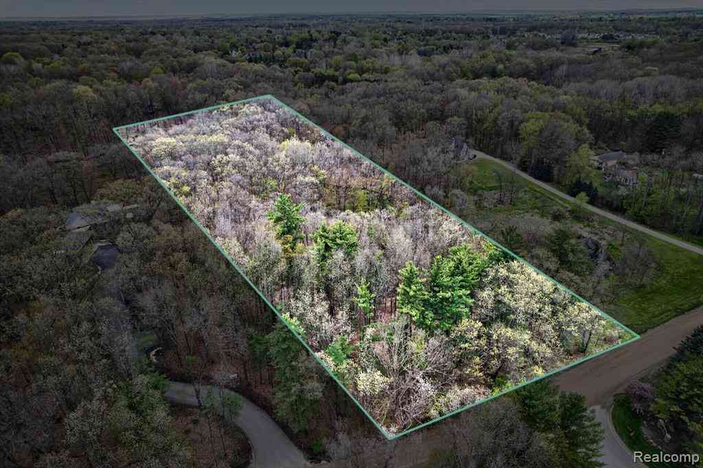 Vacant Land For Sale - 6944 Cooley Lake Road <br/> White Lake, MI 48383