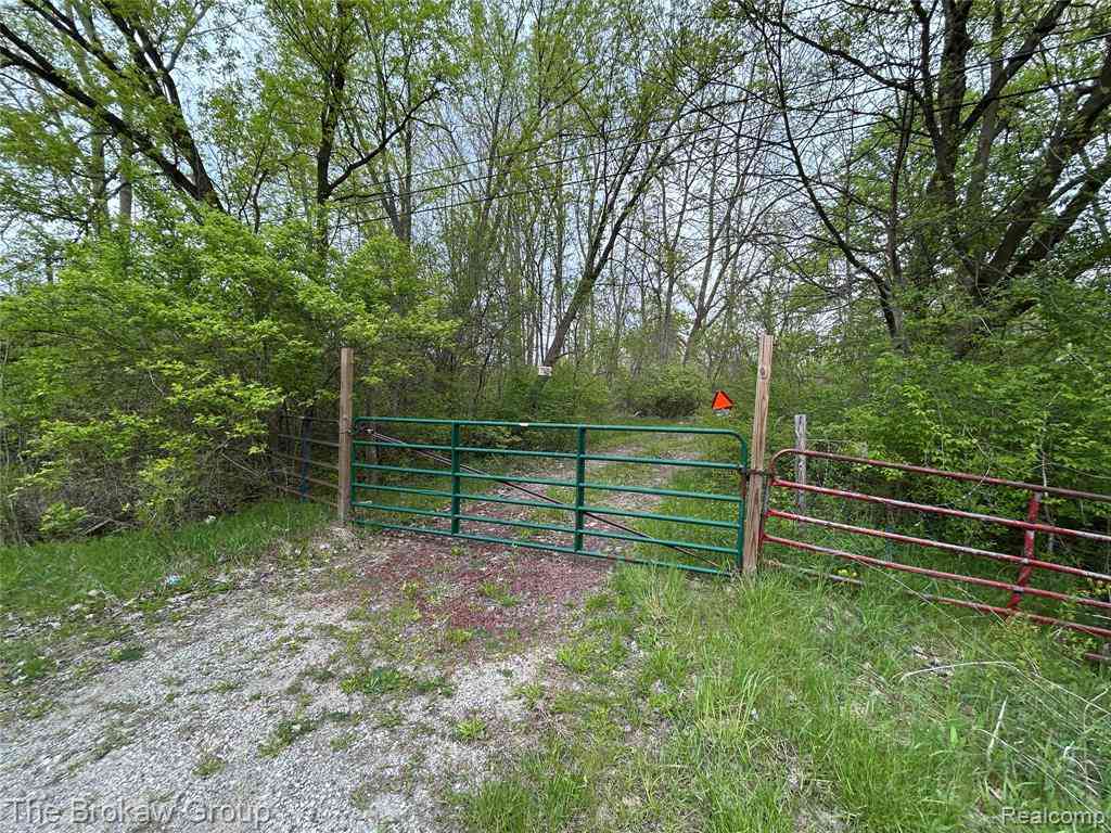 Vacant Land For Sale - 6120 Kelly Road <br/> Flushing, MI 48433