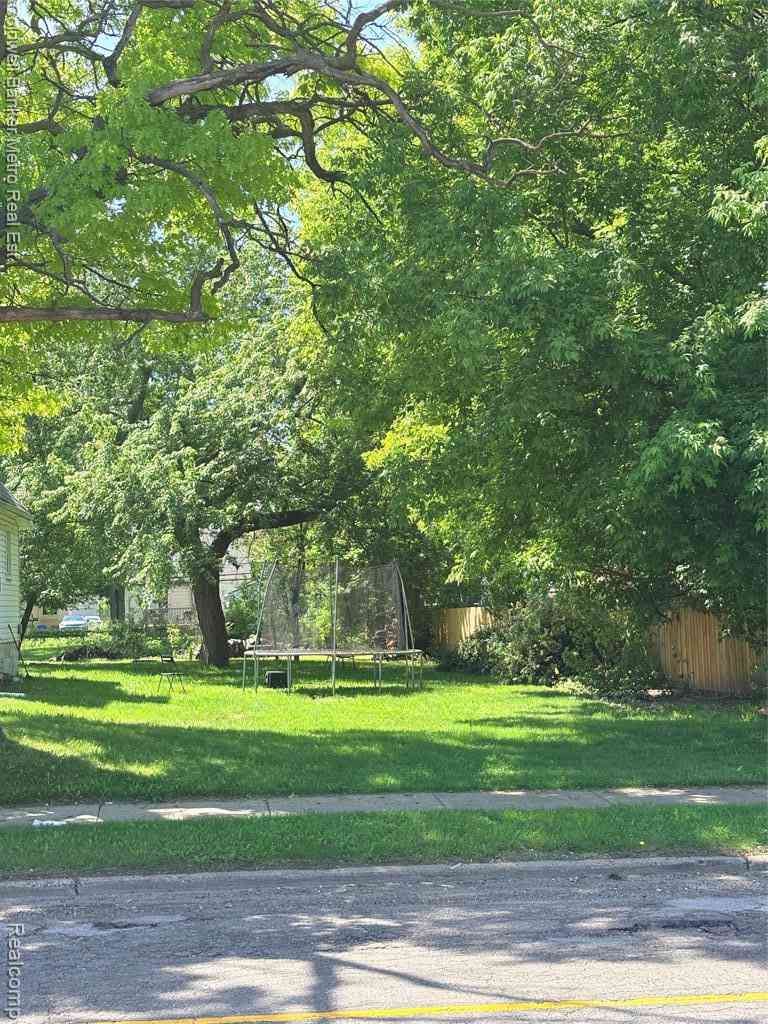 Vacant Land For Sale - 48 Columbia Avenue E E<br/> Pontiac, MI 48340