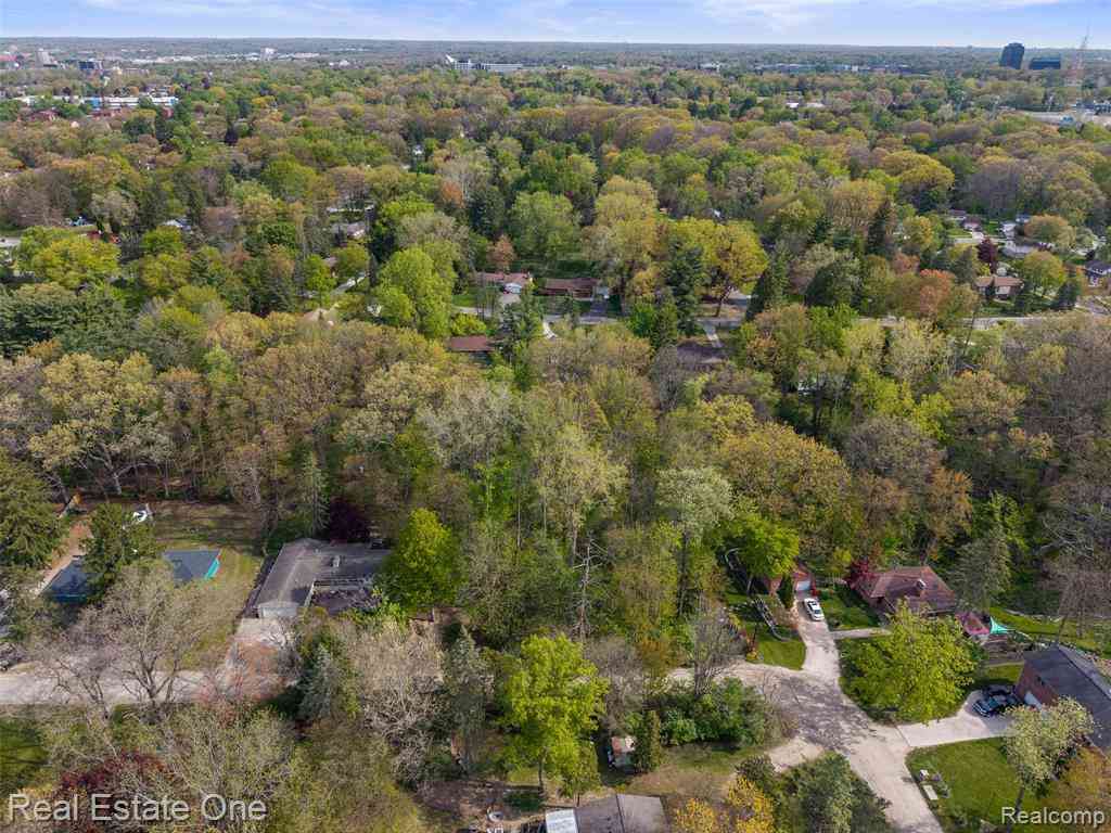 Vacant Land For Sale - 0000 Hunters Lane <br/> Southfield, MI 48033