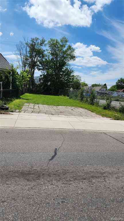 Vacant Land For Sale - 13015 Conant St  <br/> Hamtramck, MI 48212