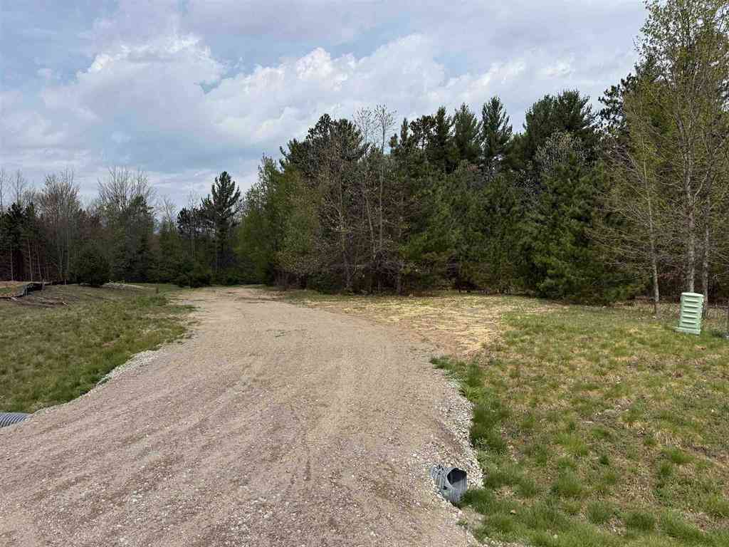 Vacant Land For Sale - 6473 Jeffrey Place <br/> Grawn, MI 49637
