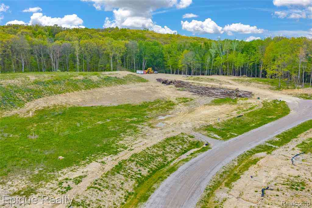 Vacant Land For Sale - 2797 Park Ridge Road <br/> White Lake, MI 48383