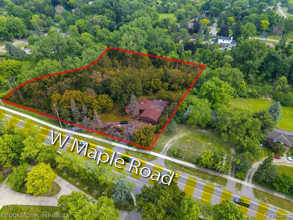 Vacant Land For Sale - 4665 W Maple Road <br/> Bloomfield Hills, MI 48301
