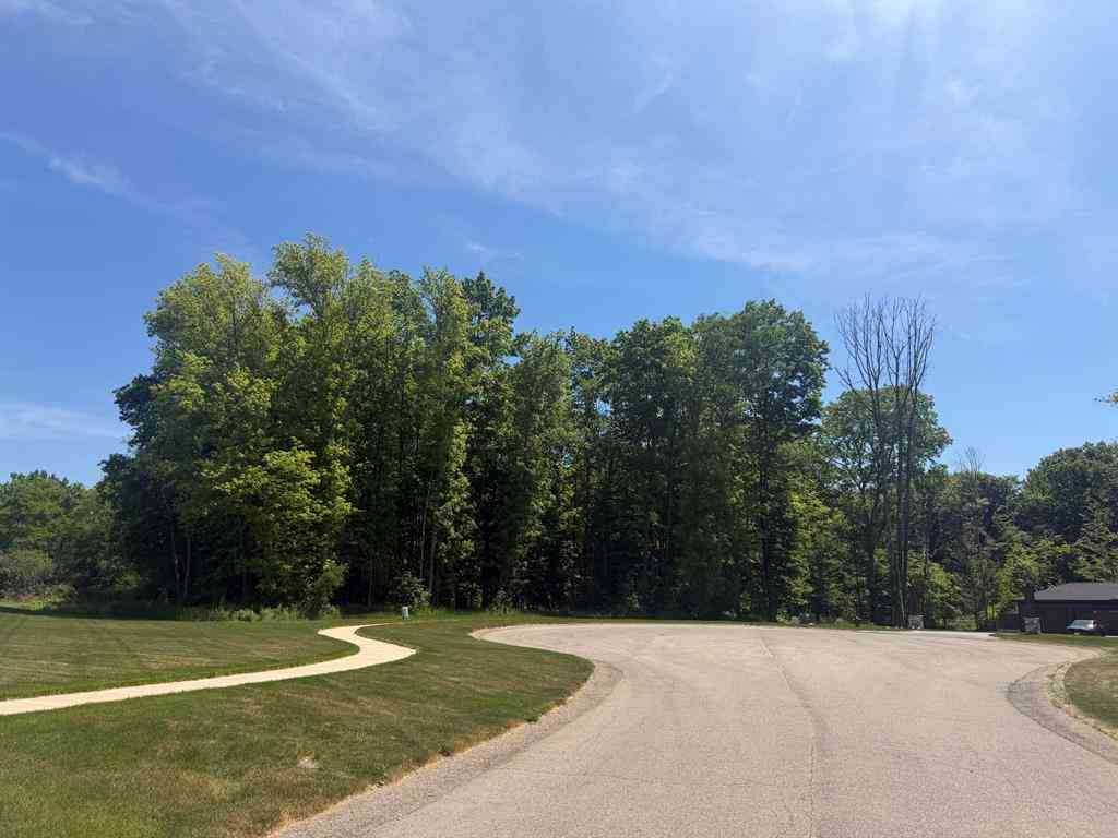 Vacant Land For Sale - 6306 Applewood Acres Drive Ne NE<br/> Comstock Park, MI 49321