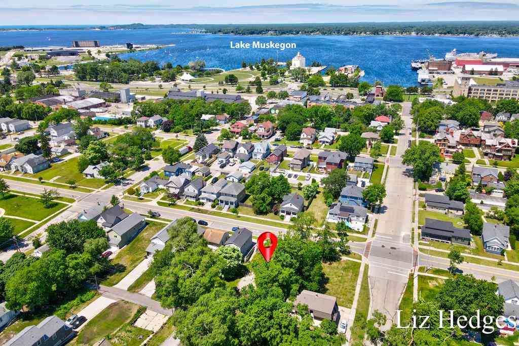Vacant Land For Sale - 471 W Muskegon Avenue <br/> Muskegon, MI 49440