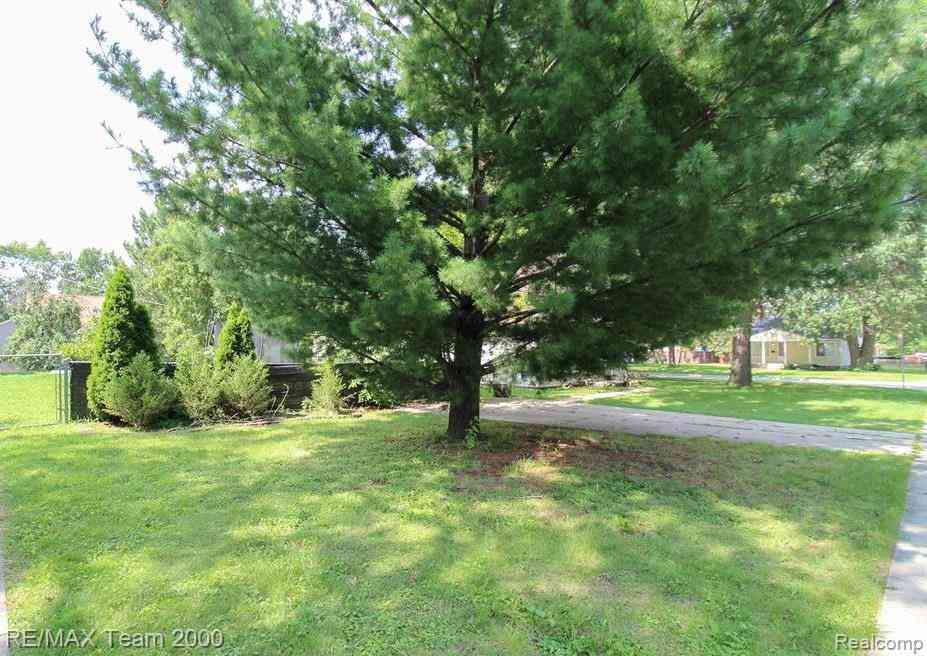 Vacant Land For Sale - 4612 Gertrude  <br/> Wayne County, Dearborn Heights, MI 48125