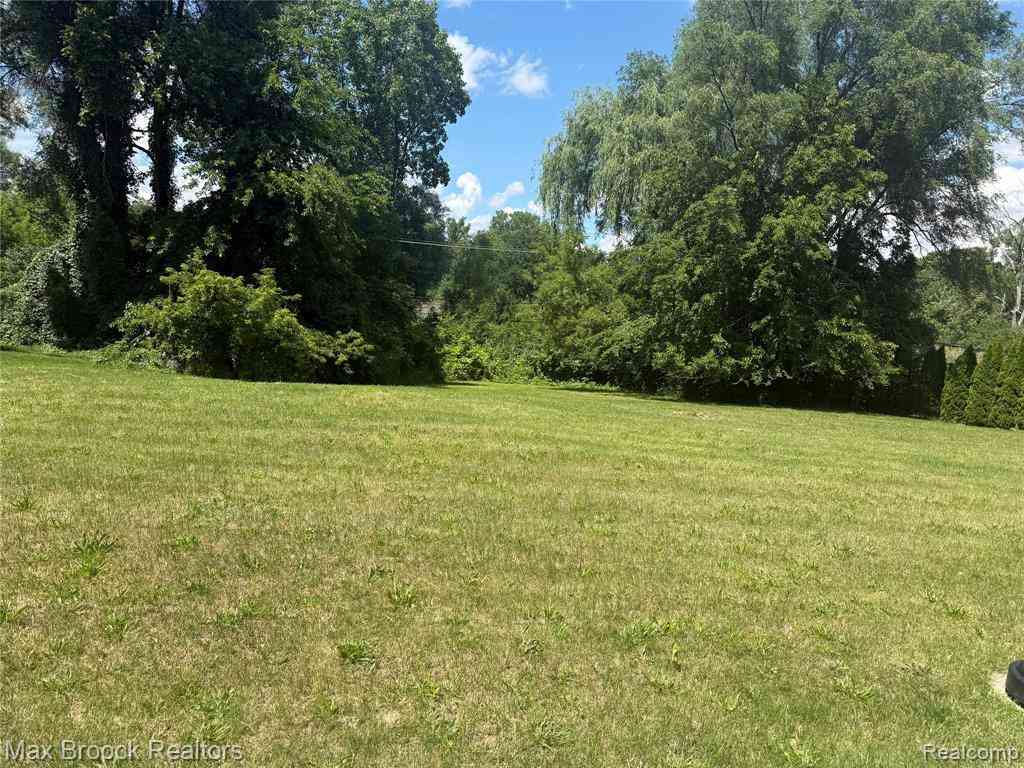 Vacant Land For Sale - 3061 Auburn Road  <br/> Oakland County, Auburn Hills, MI 48326