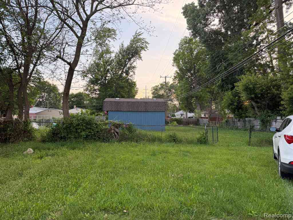 Vacant Land For Sale - 5775 N Dowling  <br/> Wayne County, Westland, MI 48185