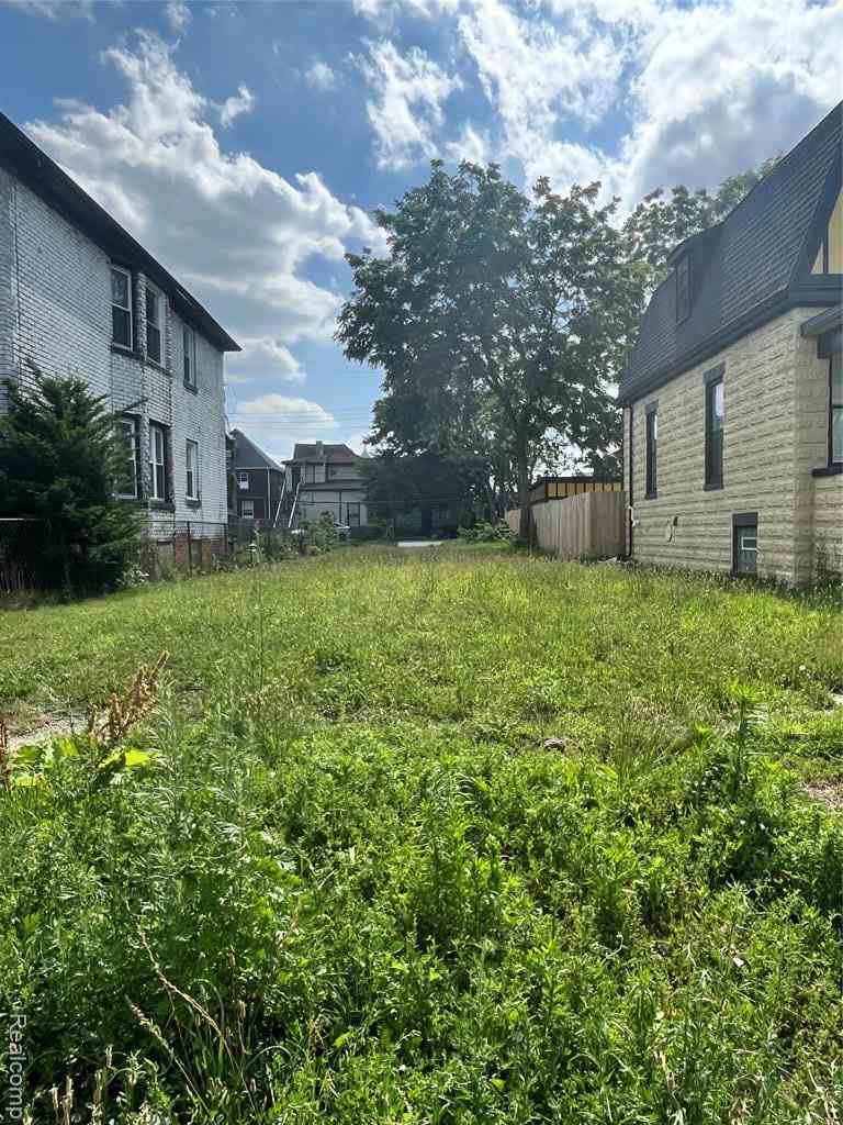Vacant Land For Sale - 7371 Melrose Street <br/> Detroit, MI 48211