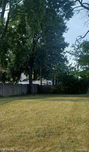 Vacant Land For Sale - 1147 E Granet Avenue <br/> Hazel Park, MI 48030