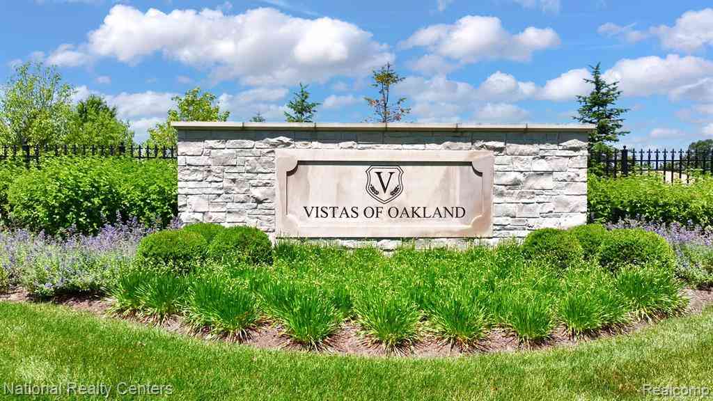 Vacant Land For Sale - 1655 Vista Drive W W<br/> Oakland County, Oakland, MI 48363